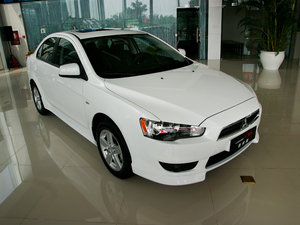 2010款1.8L CVT致尚豪华版 整体外观