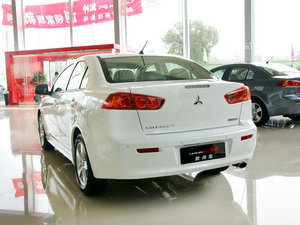 2010款1.8L CVT致尚豪华版 整体外观