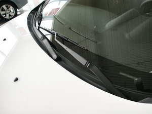 2010款1.8L CVT致尚豪华版 雨刷
