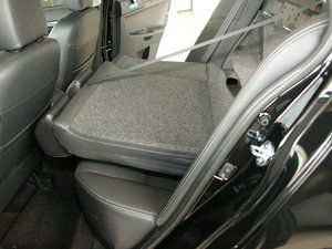 2010款2.0L CVT运动旗舰版 空间座椅