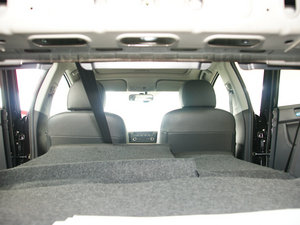 2010款2.0L CVT运动旗舰版 空间座椅