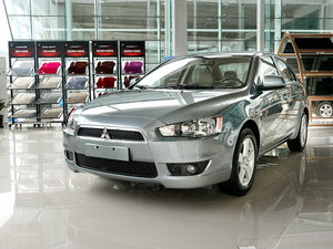 2010款1.8L CVT时尚豪华版 整体外观