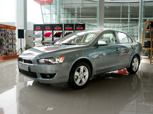2010款1.8L CVT时尚豪华版 整体外观