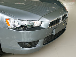 2010款1.8L CVT时尚豪华版 细节外观