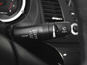 2010款1.8L MT致尚豪华版 中控区