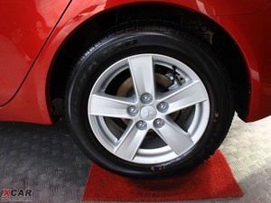 2010款1.8L MT时尚舒适版 轮圈