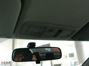 2010款2.0L MT运动豪华版 空间座椅