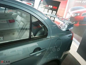 2010款2.0L MT运动豪华版 细节外观