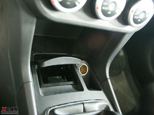 2010款2.0L MT运动豪华版 空间座椅