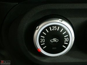 2010款2.0L MT运动豪华版 中控区