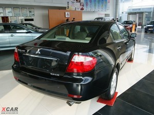 2009款2.4L 尊贵升级版 整体外观