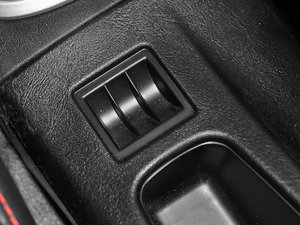 2010��1.6L �քӺ��A�\�Ӱ� ���g����