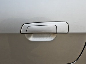 2010��1.6L �քӺ��A׿Խ�� �������^