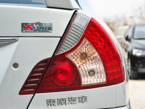 2010��1.6L �քӺ��A׿Խ�� β��