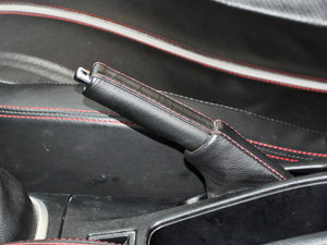 2010��1.6L �ք�(d��ng)���A׿Խ�� �v܇(ch��)�Ƅ�(d��ng)��