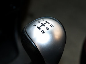 2010��1.6L �քӺ��A׿Խ�� �п؅^