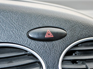 2010��1.6L �քӺ��A׿Խ�� �п؅^