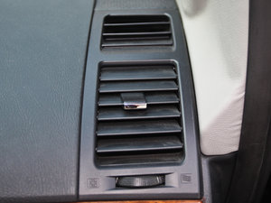 2012款2.0L 铭仕版 中控区