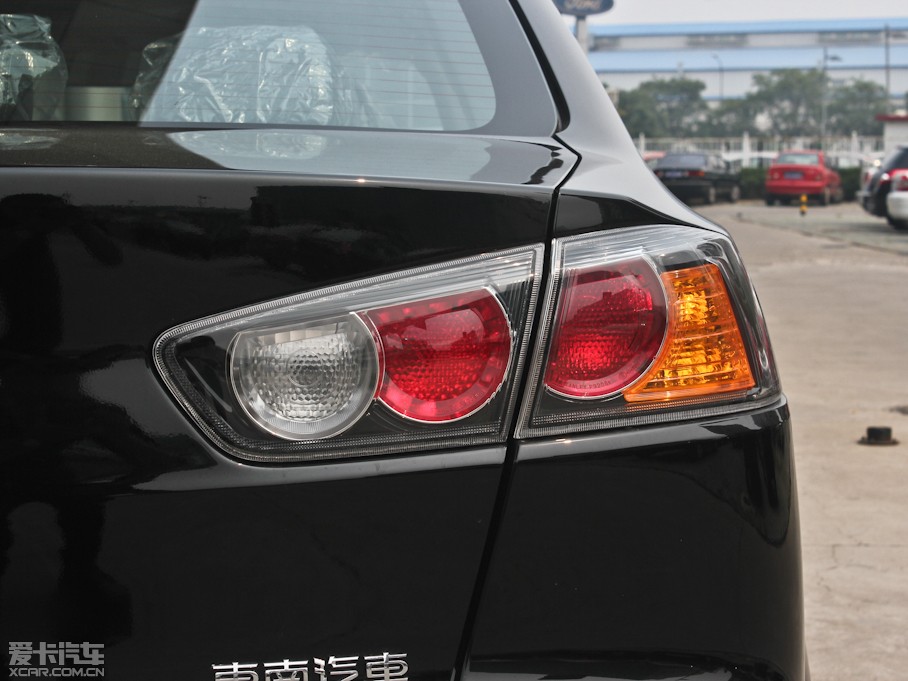 2012���������� 1.8L CVT���а���A��