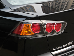 20121.8L CVTаA (ji)^