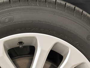 20121.8L ք(dng)аA ݆̥ߴ