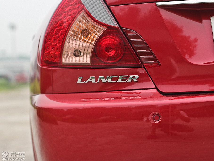 2012�������{ɪ 1.6L SEi �ք����m��