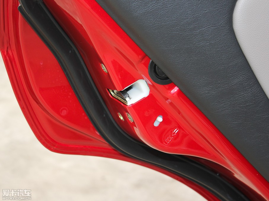 2012{(ln)ɪ 1.6L SEi ք(dng)m