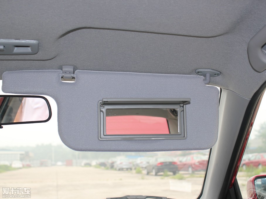 2012{(ln)ɪ 1.6L SEi քm