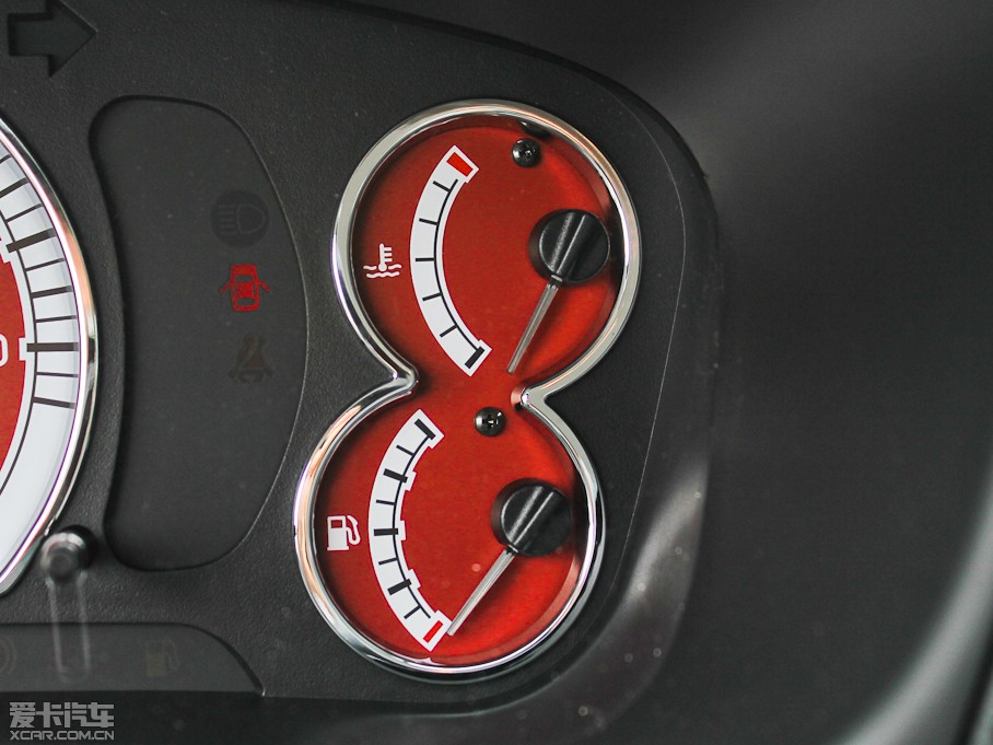 2012�������{ɪ 1.6L SEi �ք����m��