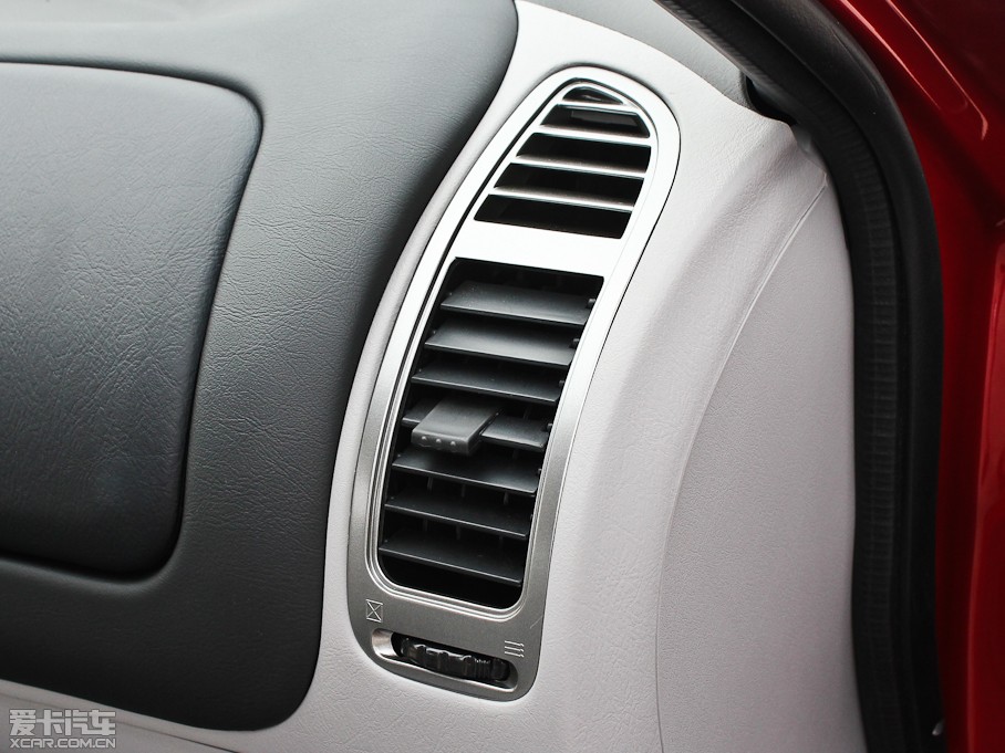 2012�������{ɪ 1.6L SEi �ք����m��