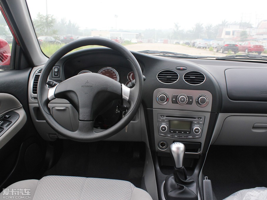 2012�������{ɪ 1.6L SEi �ք����m��