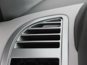 2012��1.6L SEi �ք����m�� �п؅^