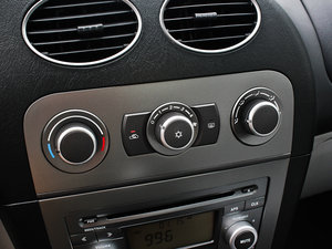 2012��1.6L SEi �ք����m�� �п؅^