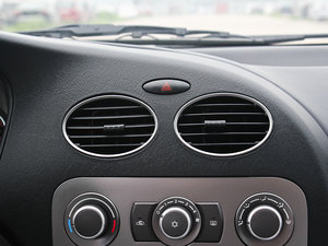 2012��1.6L SEi �ք����m�� ���{���L��