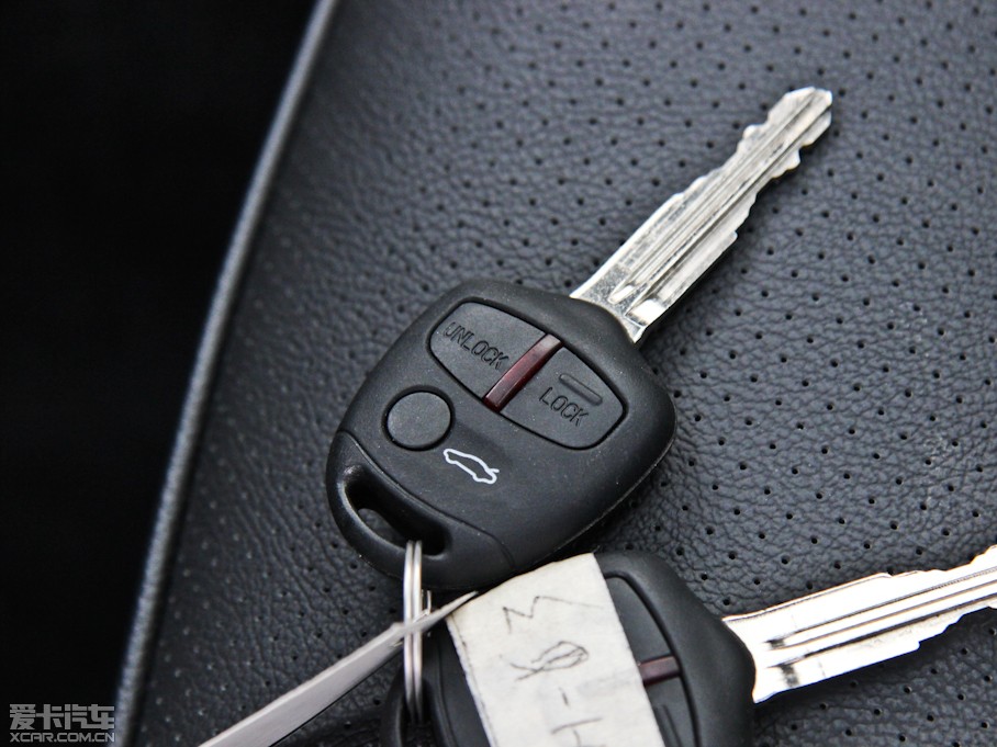 2013���������� 1.8L �ք����а���A��