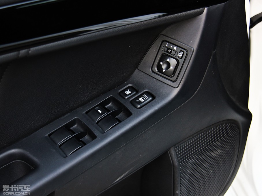 2013���������� 1.8L CVT���а���A��