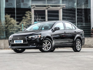 2013款1.8L CVT时尚版舒适型 左前45度