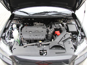 2013款1.8L CVT时尚版舒适型 发动机