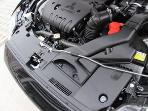 2013款1.8L CVT时尚版舒适型 其它