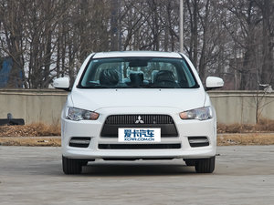 2013款1.8L 手动致尚版豪华型 正前