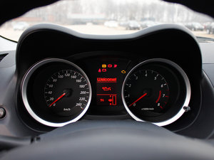 2013款1.8L 手动时尚版舒适型 仪表