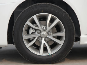 2013款1.8L CVT致尚版豪华型 轮圈