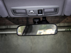 2013款2.0L CVT致炫版旗舰型 车内后视镜