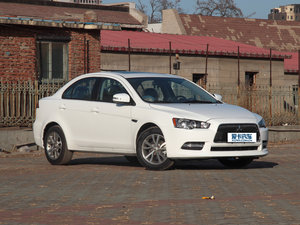 2013款1.6L 手动风尚版 豪华型 整体外观