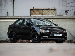 2013款1.6L 手动风尚版 经典型 整体外观