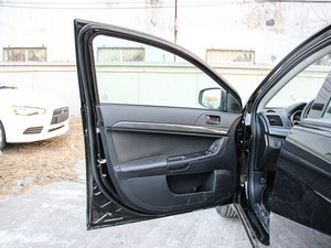 2013款1.6L 手动风尚版 经典型 驾驶位车门
