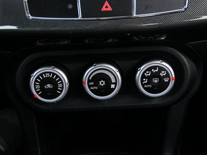 2013款1.6L 手动风尚版 经典型 空调调节