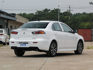 2013款改款2.0L 手动致炫版 舒适型 整体外观