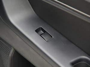 2013Ŀ2.0L քŰ m п؅^(q)