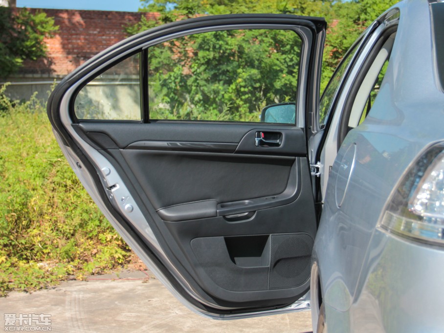 2013�������L��˼ 1.8L �ք����m�� ��V